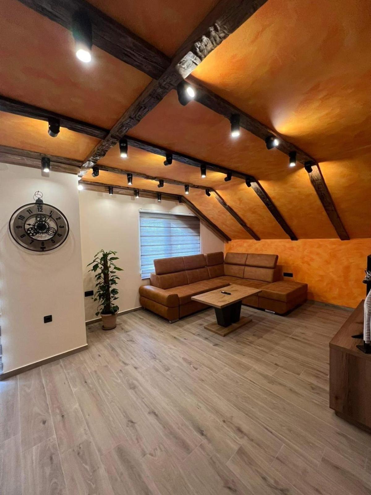 Motel Pizzeria Actros Nova Topola Εξωτερικό φωτογραφία